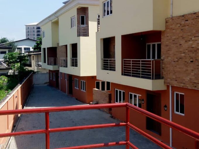 4 Bedroom Duplex for at Adeyemi Lawson Street off Bourdillon Road, Ikoyi for Lease